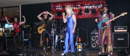 'We Want More' performing at Arana Leagues Club, photo taken by Chrissy Layton, AusNotebook Music & Creative.