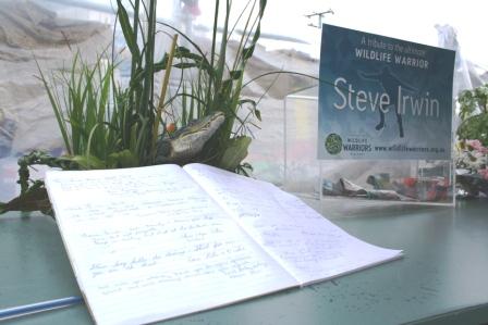 The registry book for all those including AusNotebook's Chrissy Layton to sign paying our last respect to Steve Irwin. Photo taken by Chrissy Layton, AusNotebook Music & Creative.