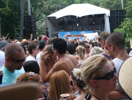 The crowd rocking to TV Rock - Good Vibrations Festival, Brisbane.  Photo taken by Chrissy Layton, AusNotebook Music & Creative.