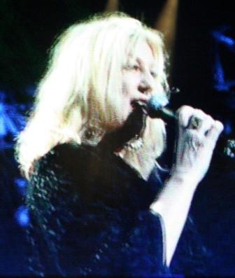Renee Geyer performing at The Countdown Spectacular, photo taken by Chrissy Layton, AusNotebook Music & Creative.